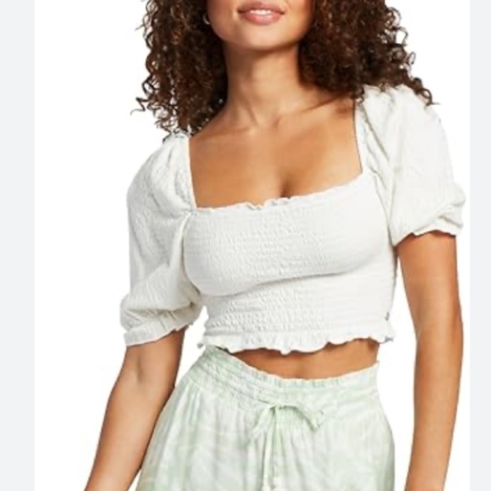 Roxy Sunset walks White Textured Top